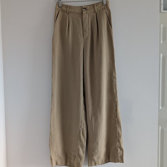 3/$30 Libe Wide let high waist trousers - Picture 1 of 8